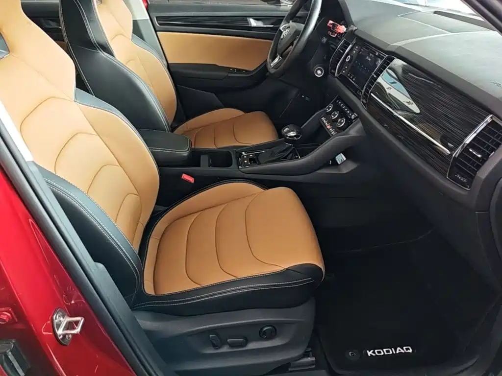 Skoda Kodiak GT 2021 — фото 25