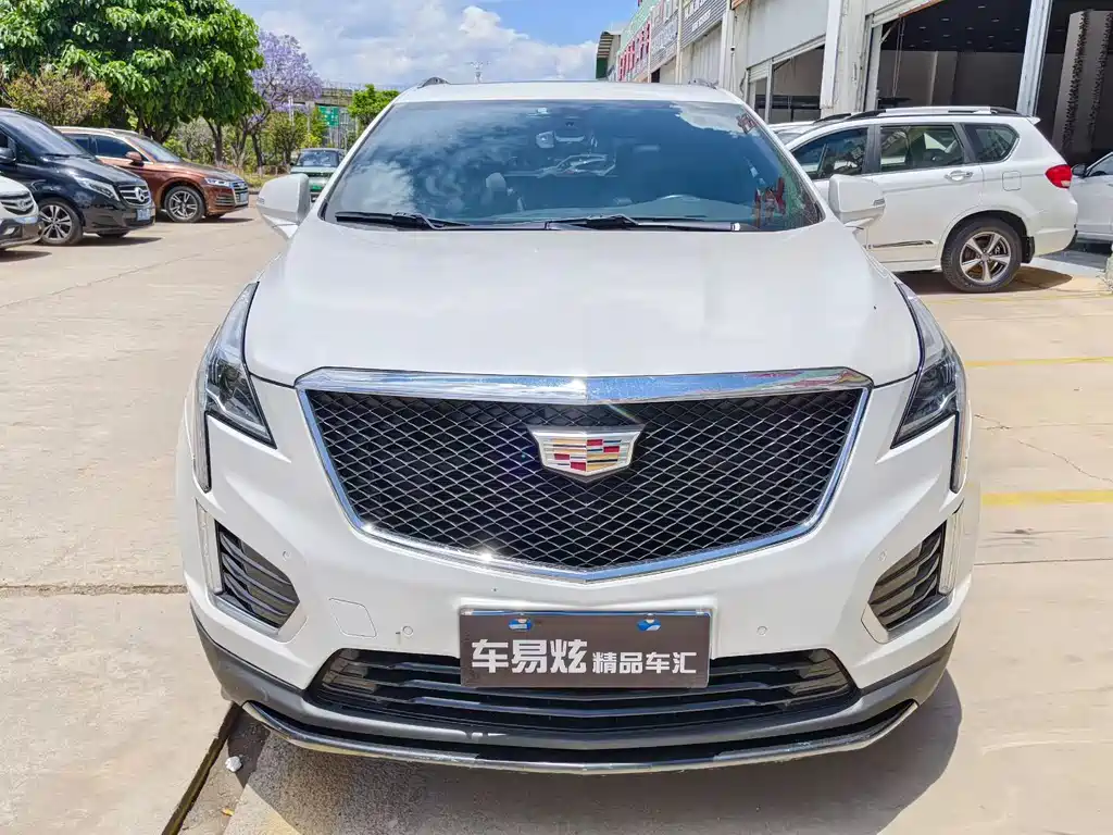 Cadillac XT5 2021 — фото 2