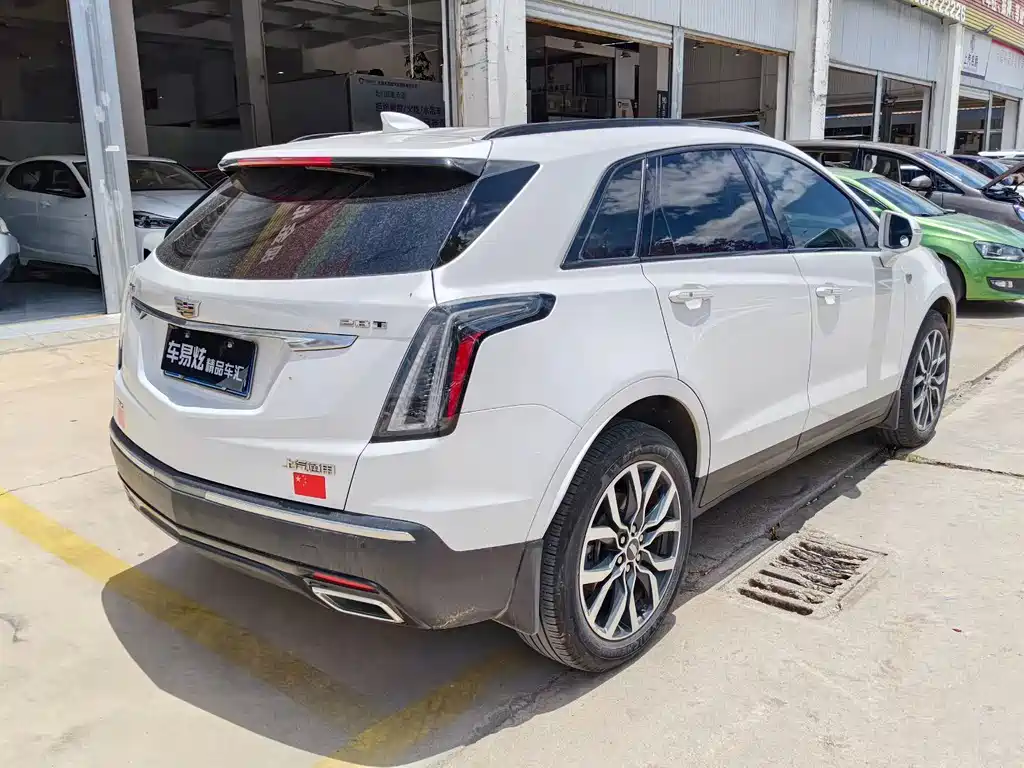 Cadillac XT5 2021 — фото 6