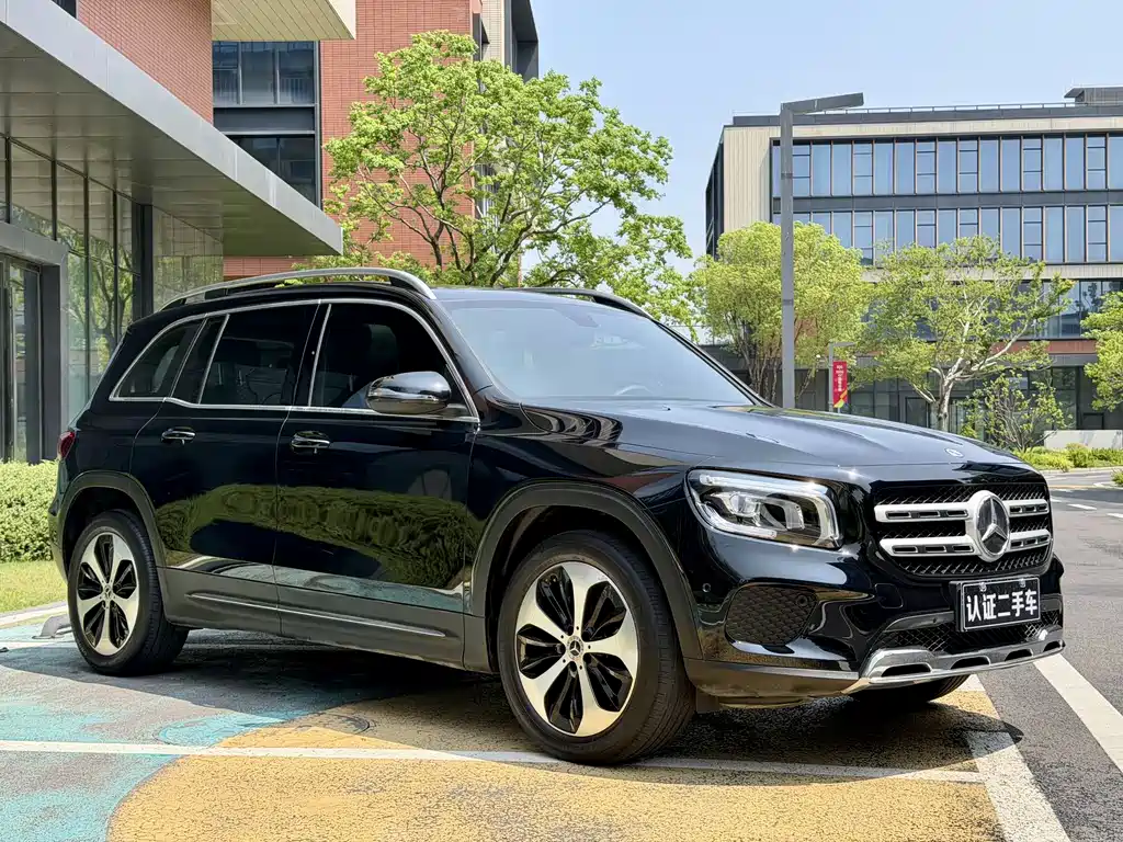 Mercedes-Benz GLB 2022 — фото 2