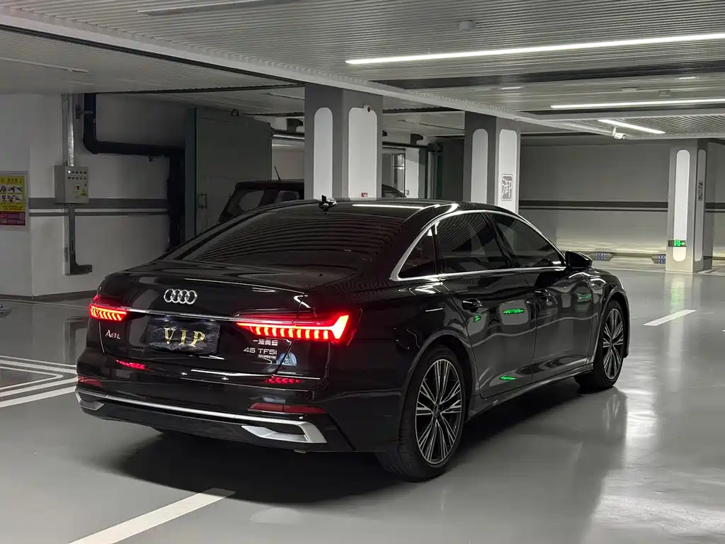 Audi A6L 2025 — фото 29