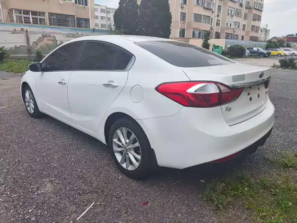 Kia K3 2016