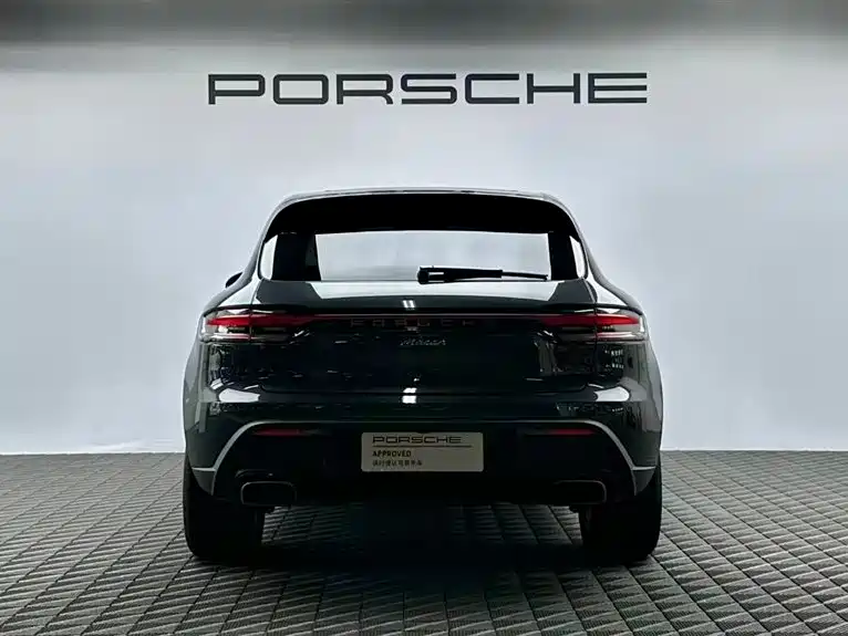 Porsche Macan 2023 — фото 5