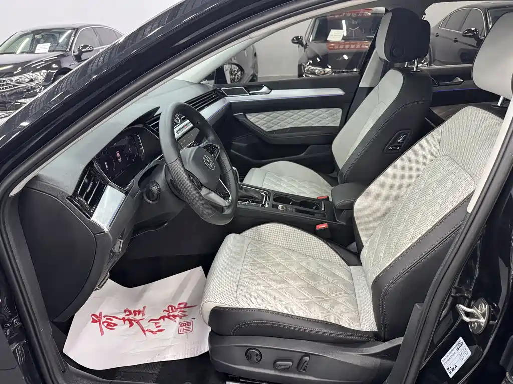 Volkswagen Magotan 2024