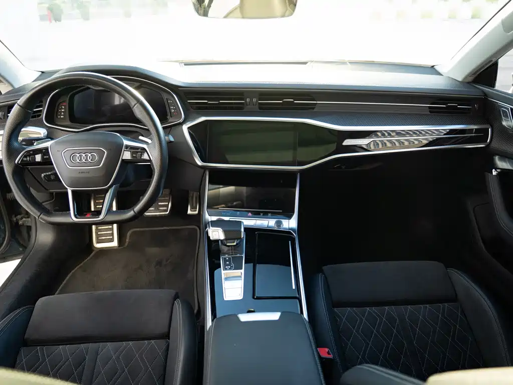 Audi S7 2021 — фото 12