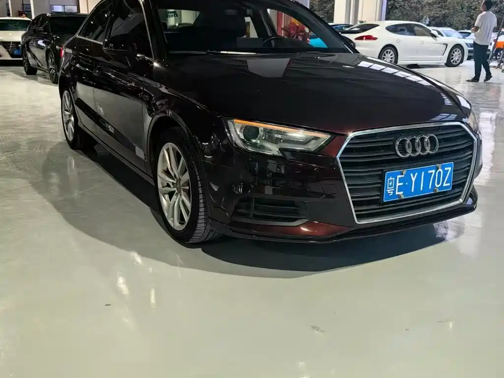 Audi A3 2017 — фото 7