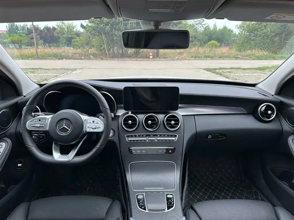 Mercedes-Benz C-Class 2020 — фото 10