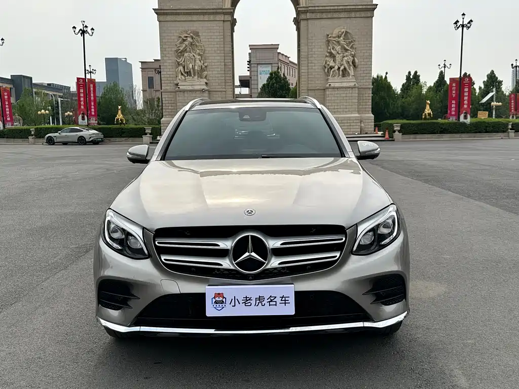 Mercedes-Benz GLC 2019 — фото 2