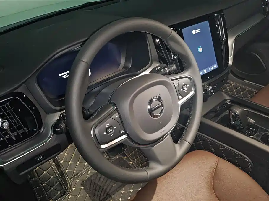 Volvo S60 2026 — фото 15