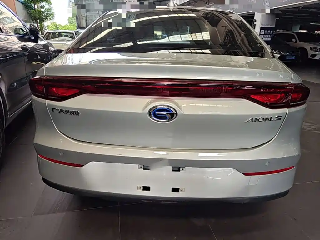 Aion S 2021