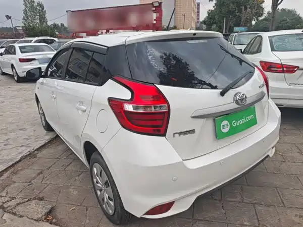 Toyota Yaris L 2020