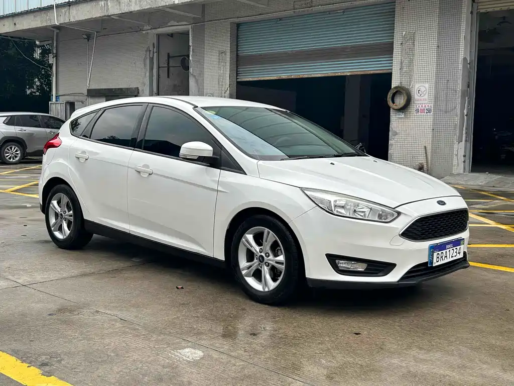 Ford Focus 2017 — фото 3