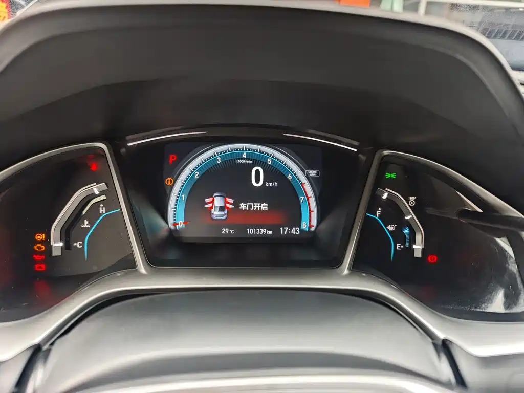 Honda Civic 2017 — фото 16
