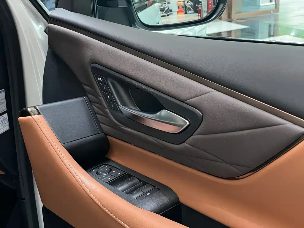 Toyota Vellfire 2026 — фото 14