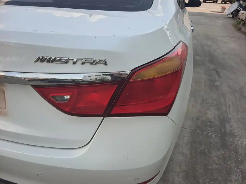 Hyundai Mistra 2016 — фото 8