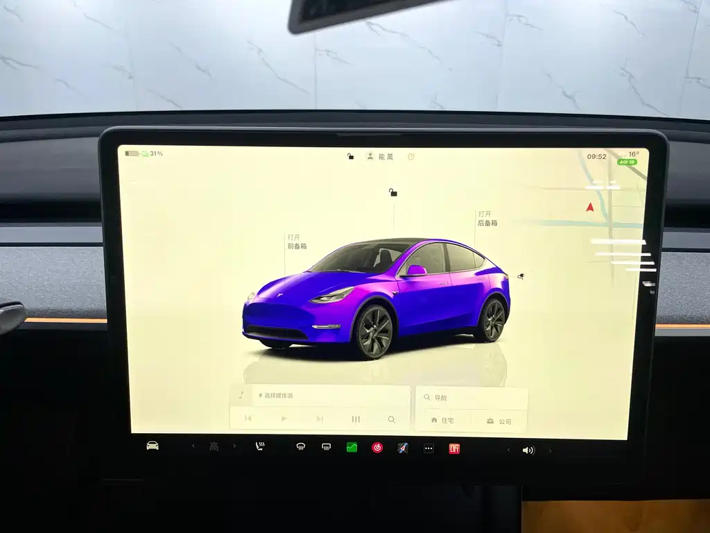 Tesla Model Y 2024 — фото 14