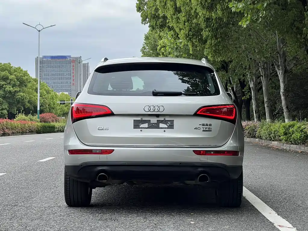 Audi Q5 2017 — фото 16