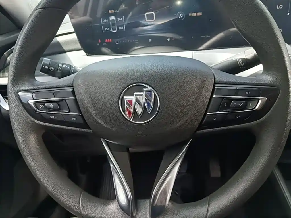 Buick Verano 2022 — фото 11