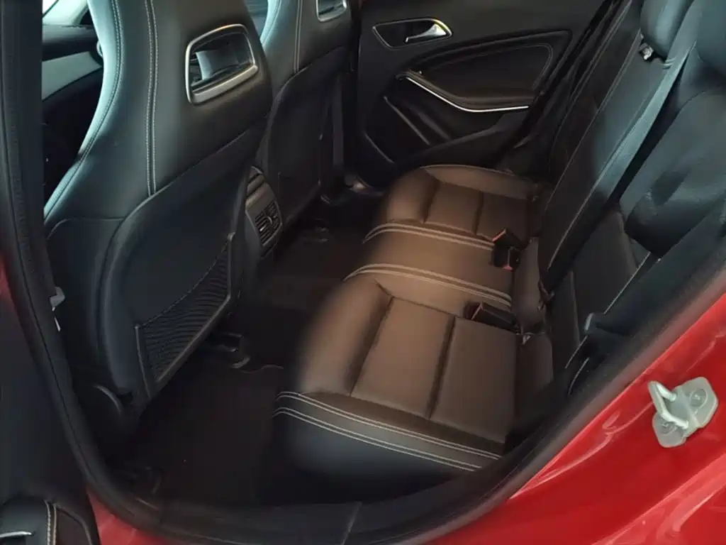 Mercedes-Benz GLA 2015 — фото 17