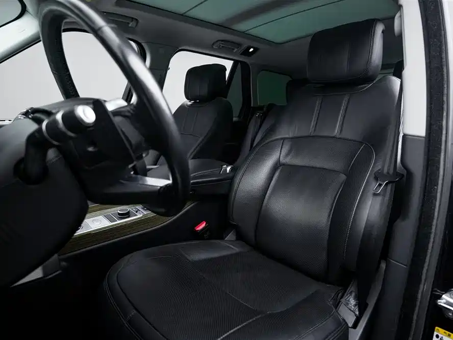 Land Rover Range Rover 2018 — фото 11