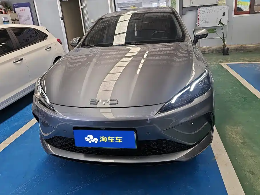 BYD Seal 05 DM-i 2025 — фото 2