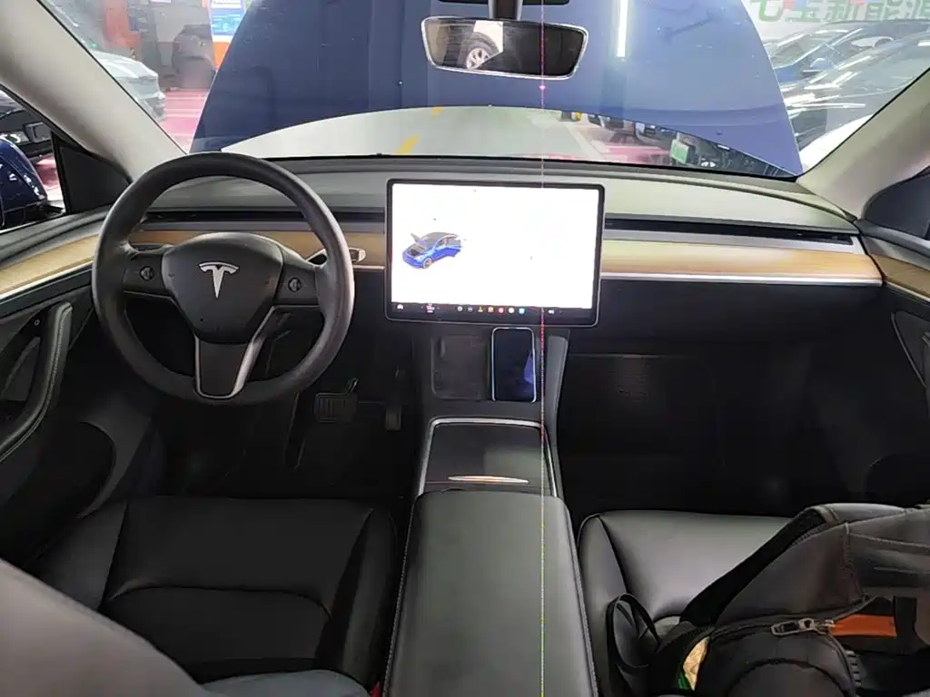 Tesla Model Y 2021 — фото 10