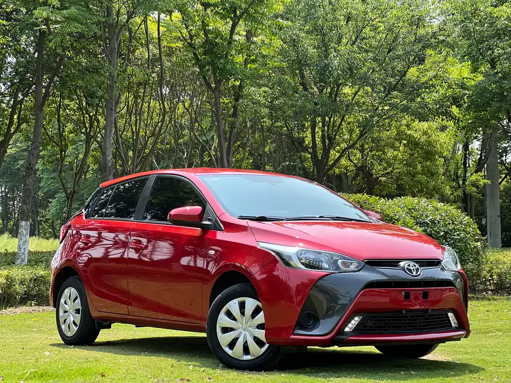 Toyota Yaris L 2021 — фото 14