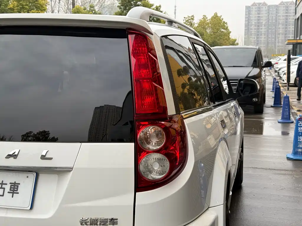 Haval H5 Classic 2015 — фото 11