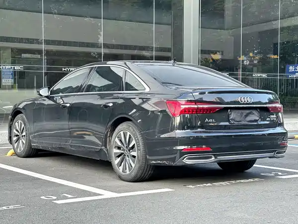 Audi A6L 2022