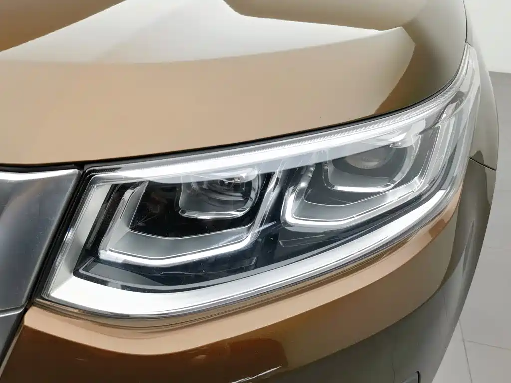 Changan CS95 2017