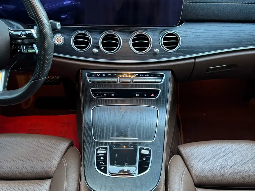 Mercedes-Benz E-Class 2026 — фото 14