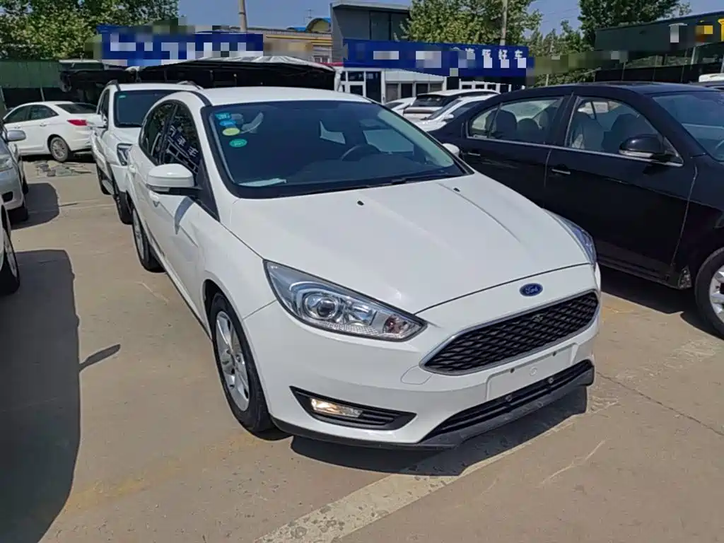 Ford Focus 2016 — фото 4