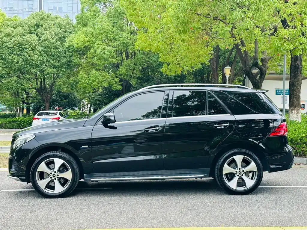 Mercedes-Benz GLE 2019