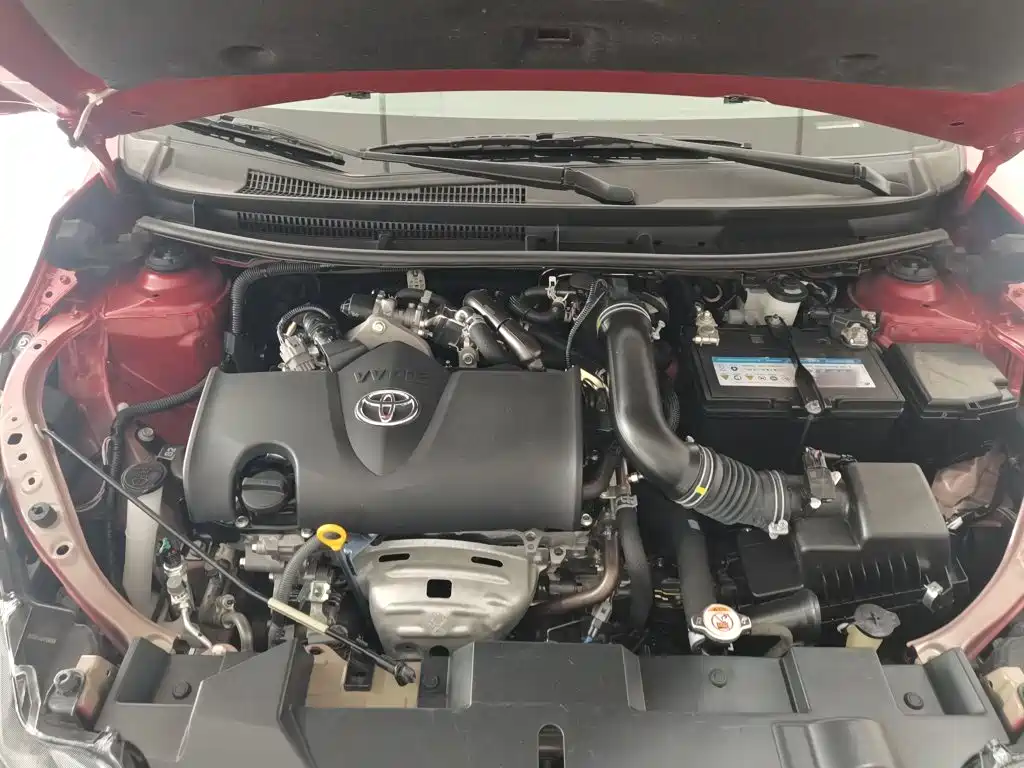 Toyota Yaris L 2023 — фото 16