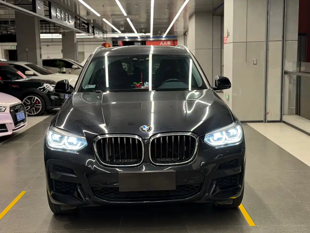 BMW X3 2021 — фото 2