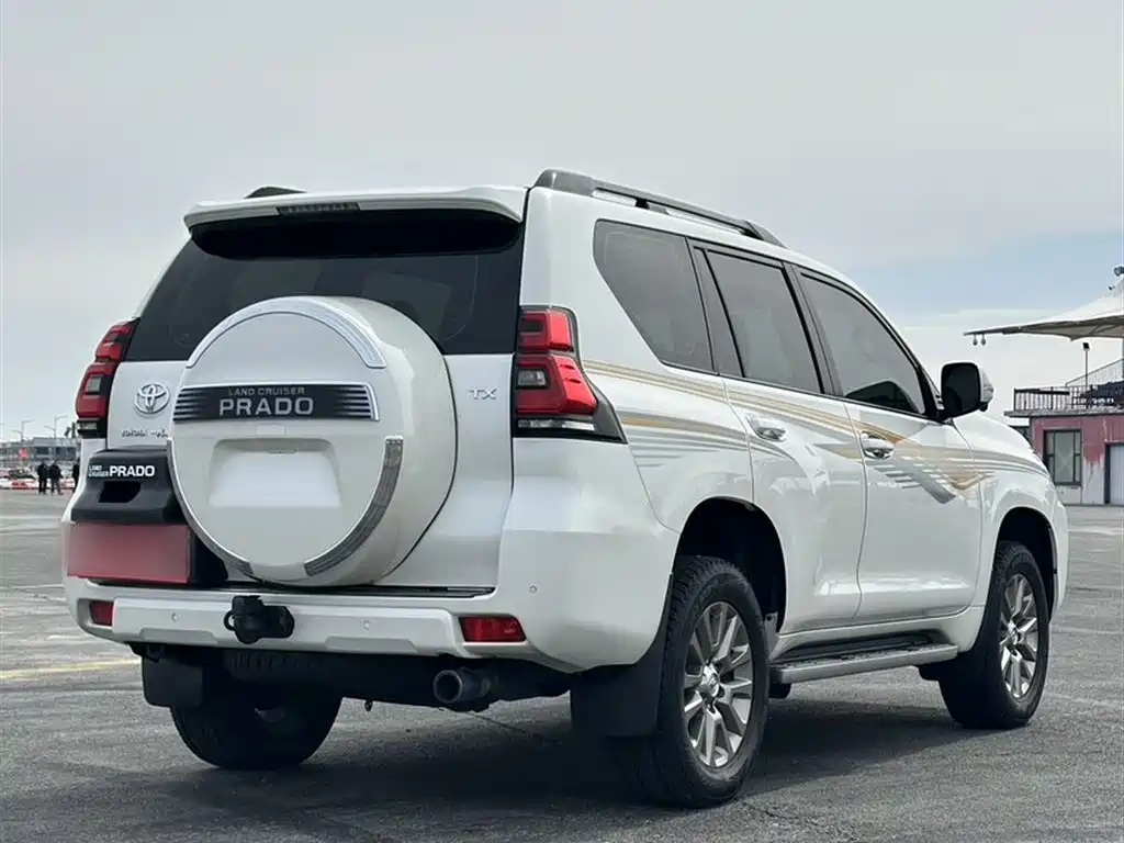 Toyota Prado 2018 — фото 4