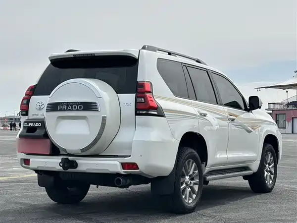 Toyota Prado 2018