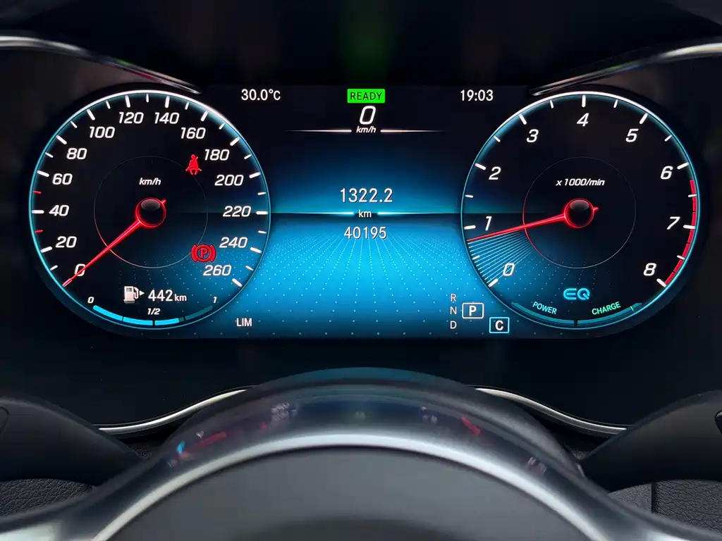 Mercedes-Benz C-Class 2021 — фото 16