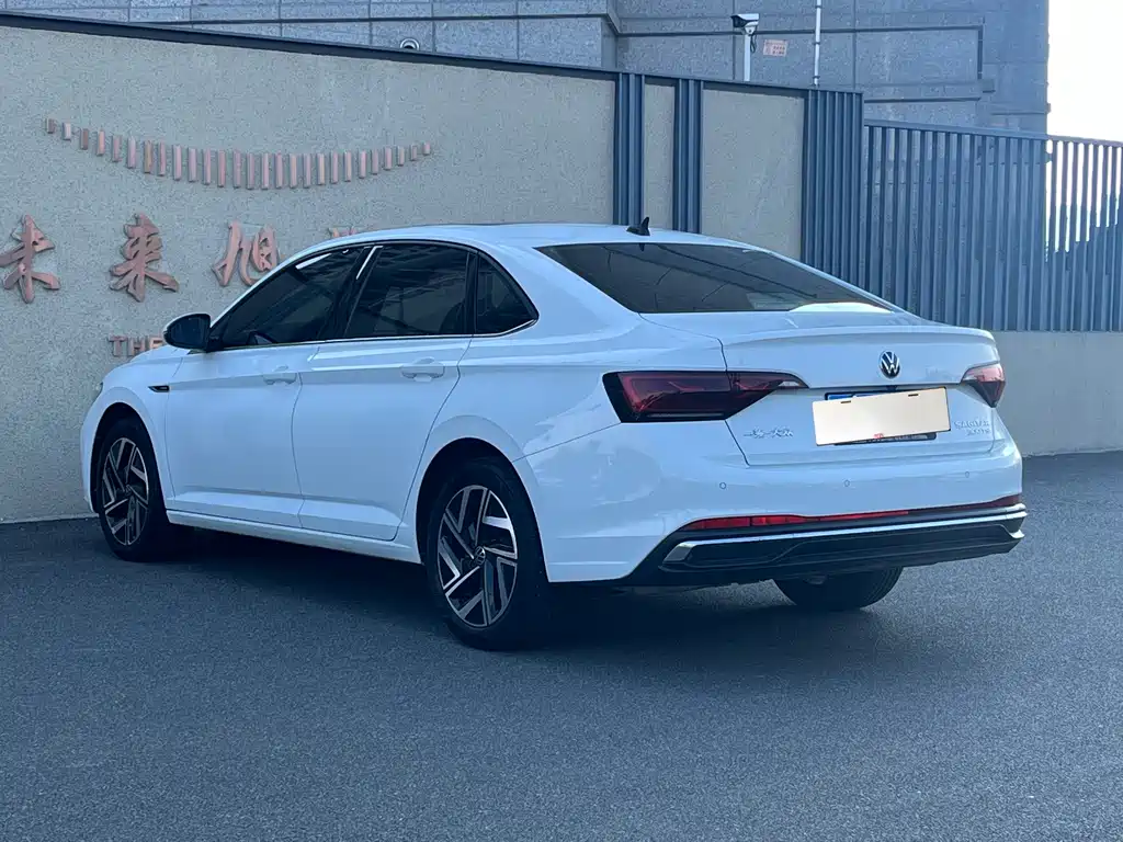 Volkswagen Sagitar 2024