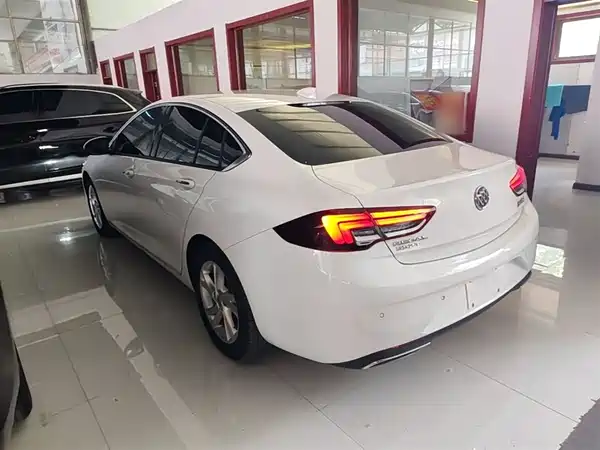 Buick Regal 2020