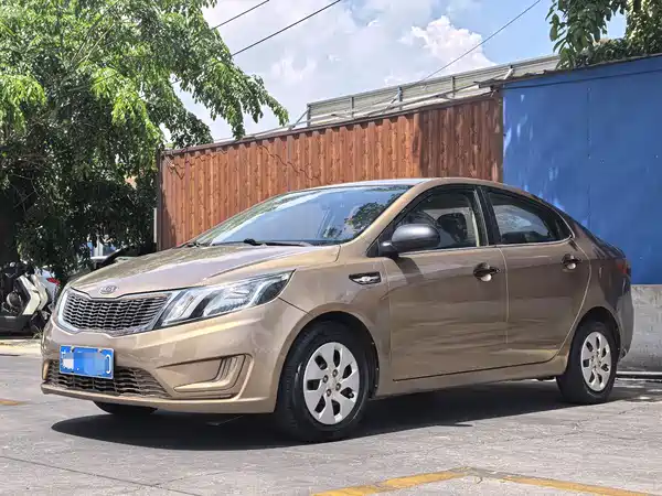 Kia K2 2011