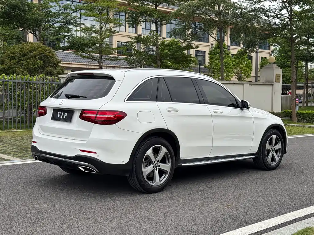 Mercedes-Benz GLC 2017 — фото 8