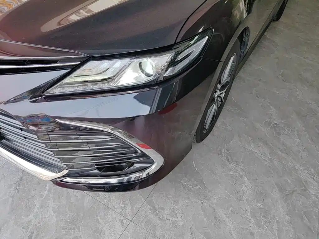 Toyota Camry 2021 — фото 24