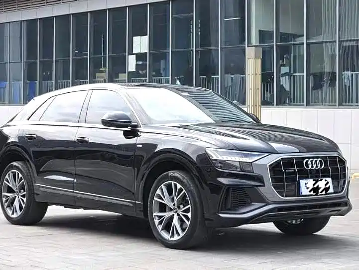 Audi Q8 2023
