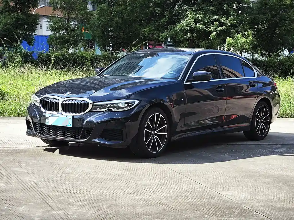 BMW 3 Series 2022