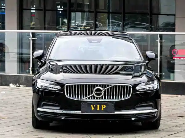 Volvo S90 2024