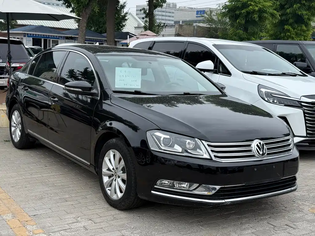 Volkswagen Magotan 2012