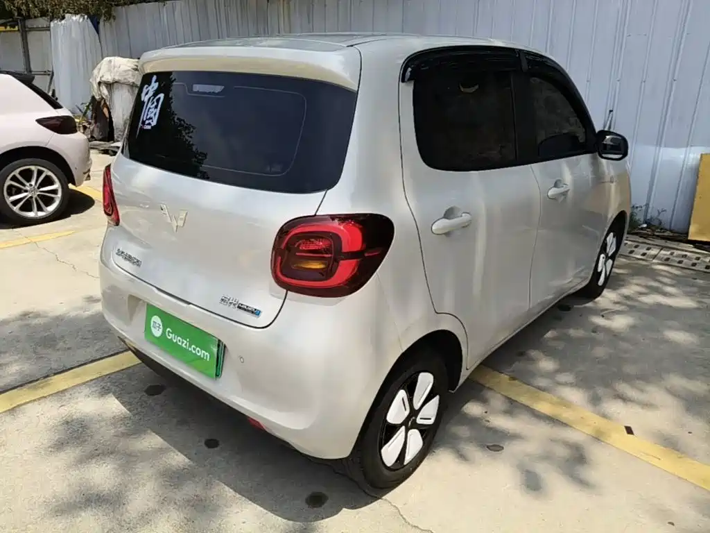 Wuling Hongguang MINIEV 2025
