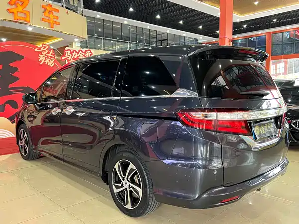 Honda Odyssey 2015