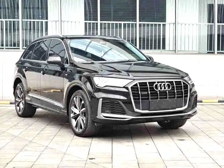 Audi Q7 2023 — фото 3